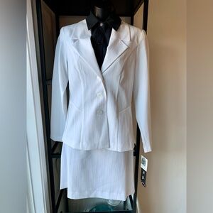 NWT Snap White Women's 3 PC Blazer, Shirt Front, Skirt Set Suit Professional